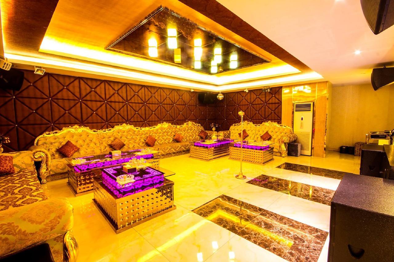 יאנגון Apollo Hotel מראה חיצוני תמונה