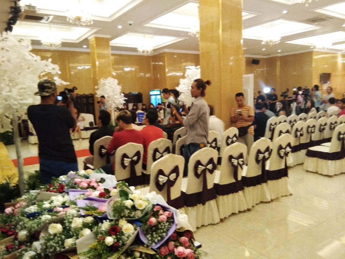 יאנגון Apollo Hotel מראה חיצוני תמונה