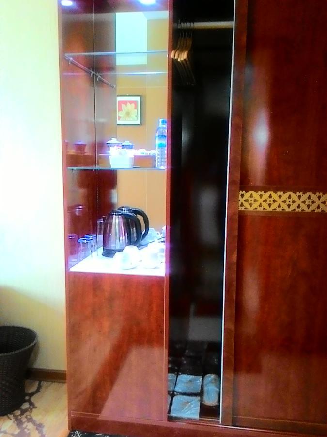 יאנגון Apollo Hotel מראה חיצוני תמונה