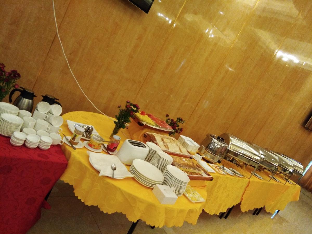 יאנגון Apollo Hotel מראה חיצוני תמונה