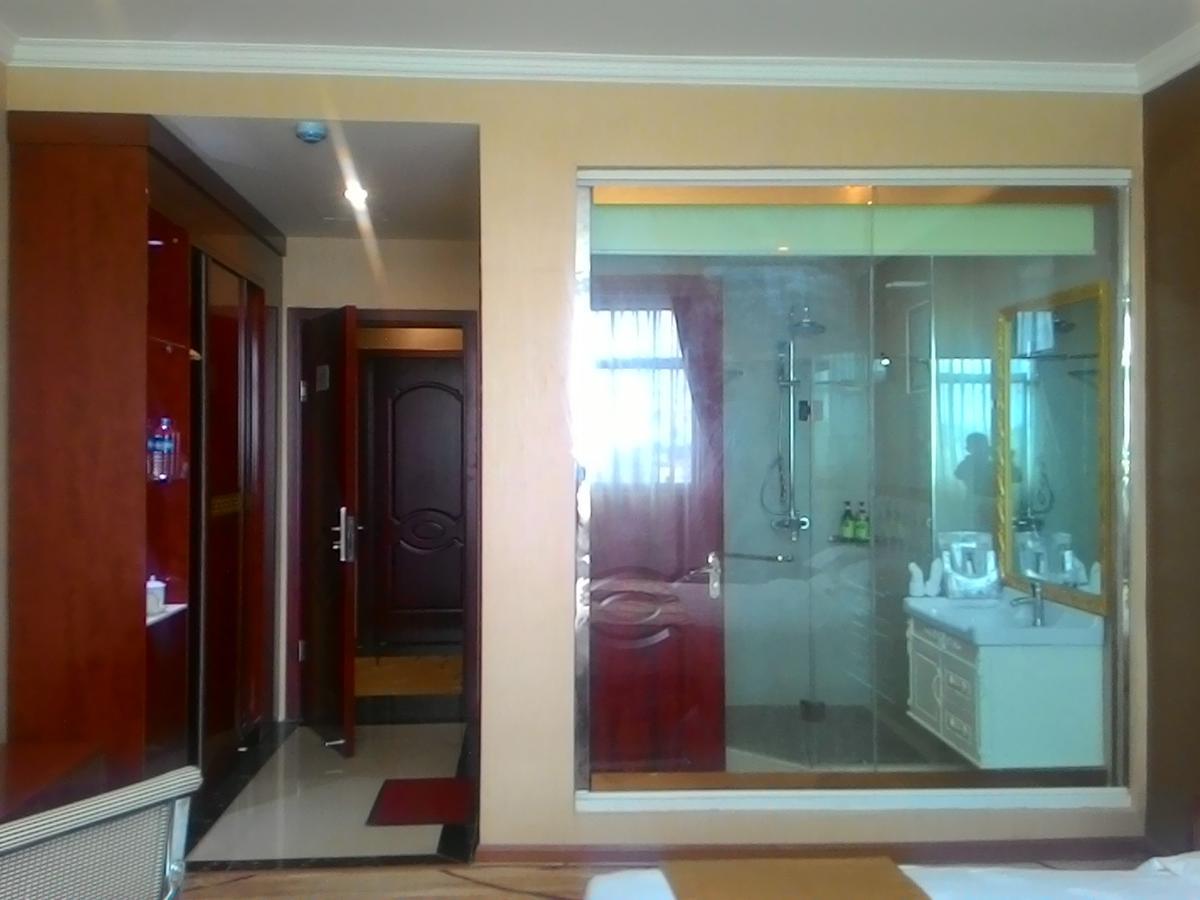 יאנגון Apollo Hotel מראה חיצוני תמונה