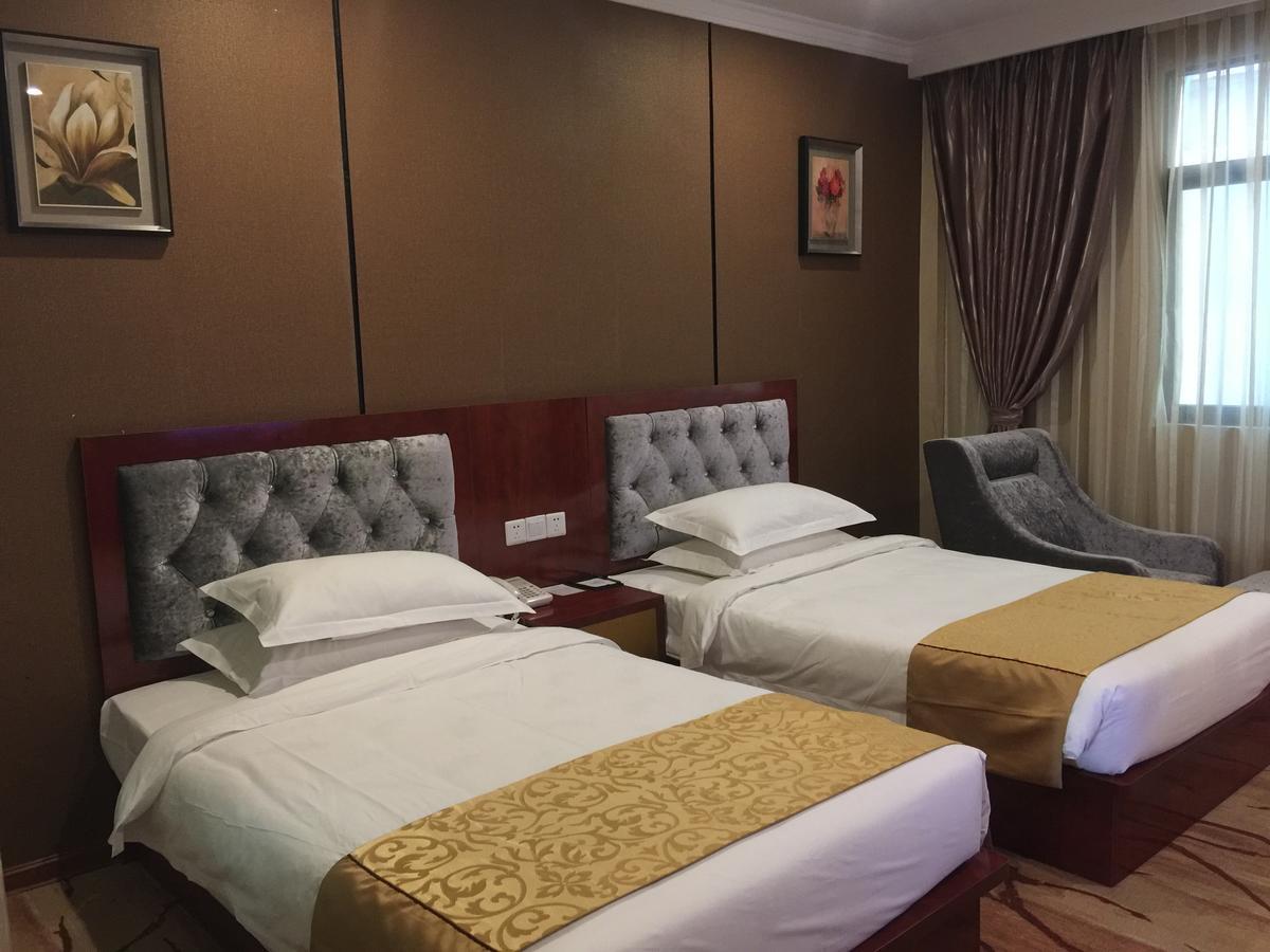 יאנגון Apollo Hotel מראה חיצוני תמונה