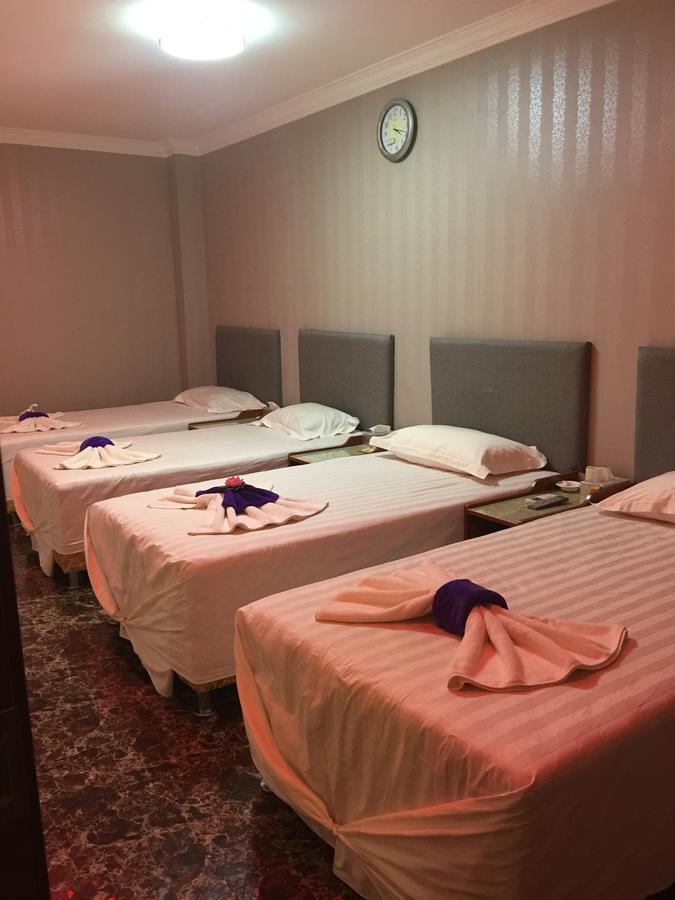 יאנגון Apollo Hotel מראה חיצוני תמונה